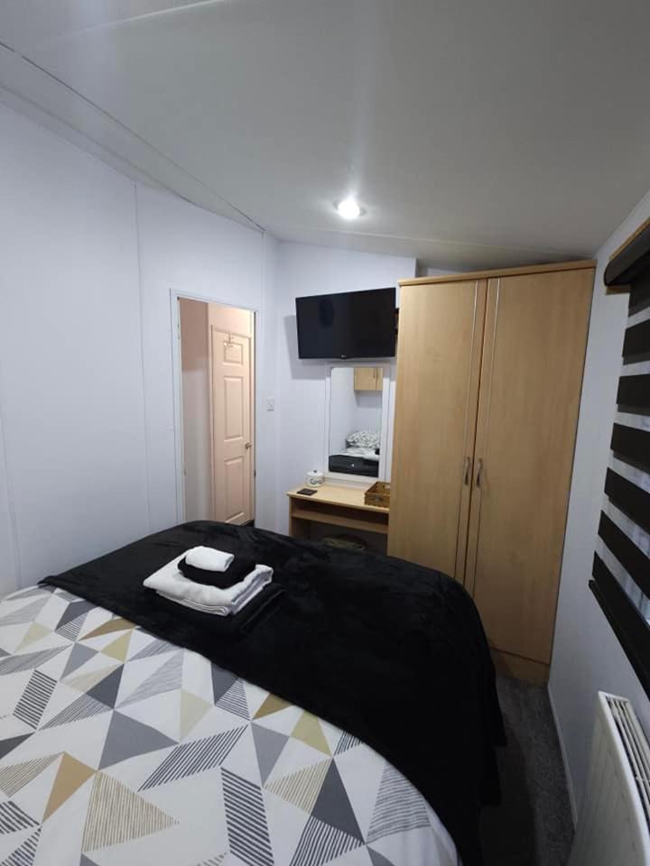 Tattershall Lakes Hot Tub Lodge Breaks Exterior foto